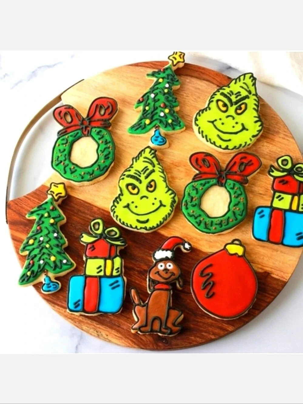 The Grinch Cookie Cutter 4 Piece Set  Dr. Seuss's How The Grinch Stole Christmas